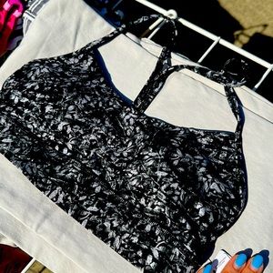 Lululemon sport bra